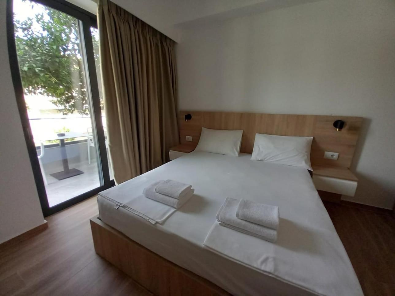 Hotel Ksamili Eksteriør bilde