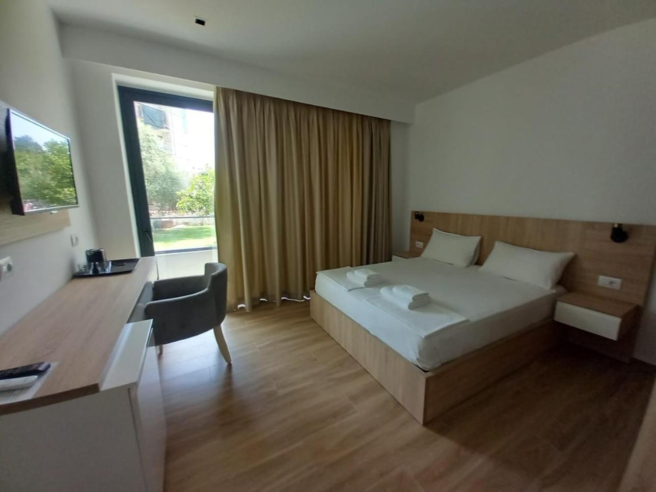 Hotel Ksamili Eksteriør bilde