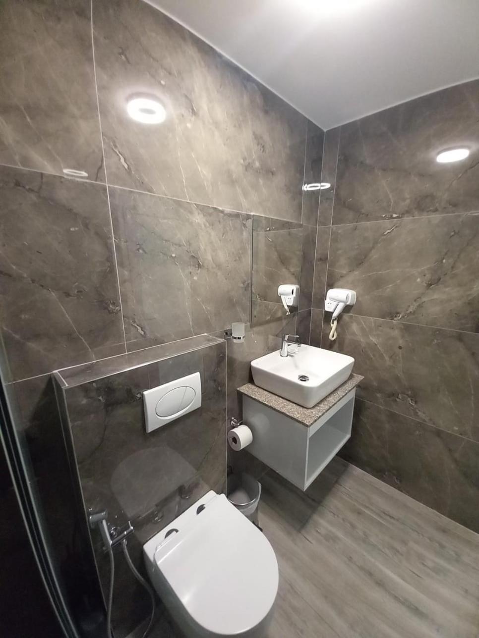 Hotel Ksamili Eksteriør bilde